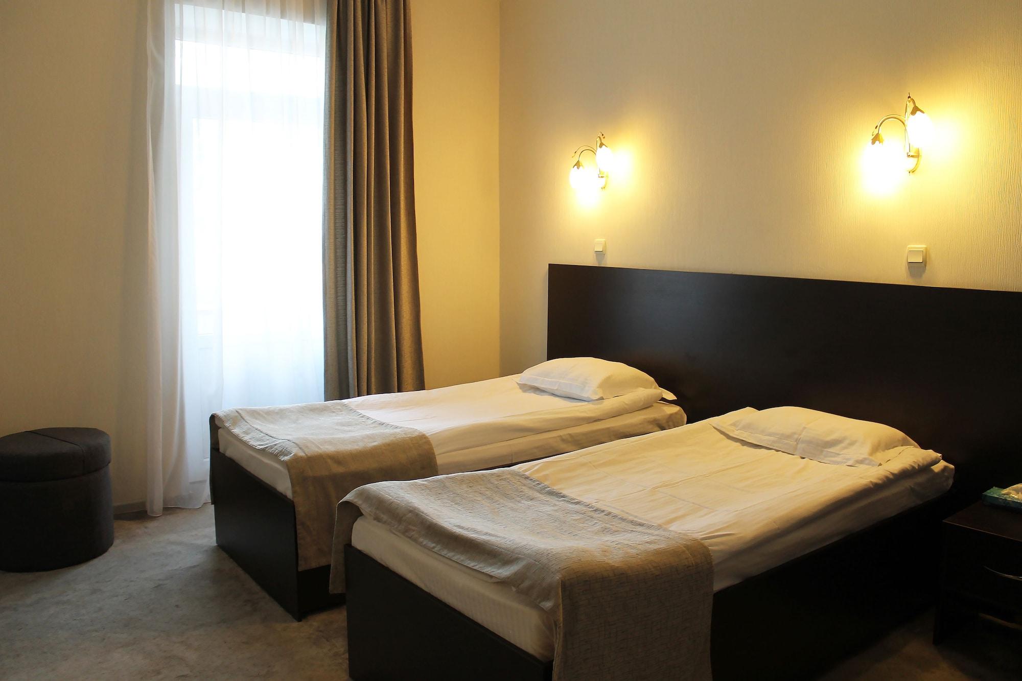 Ambassador Hotel Almaty Luaran gambar