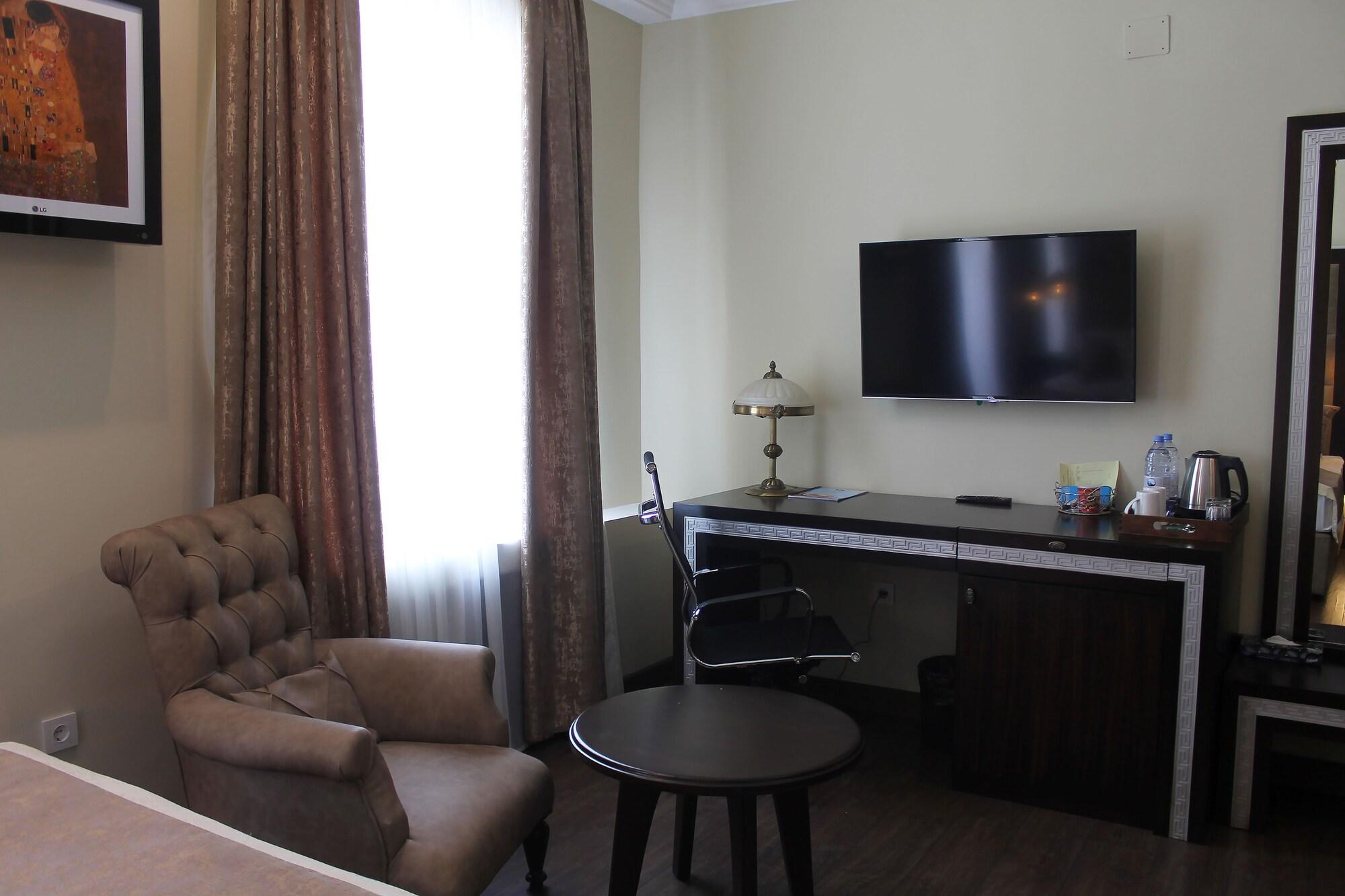 Ambassador Hotel Almaty Luaran gambar