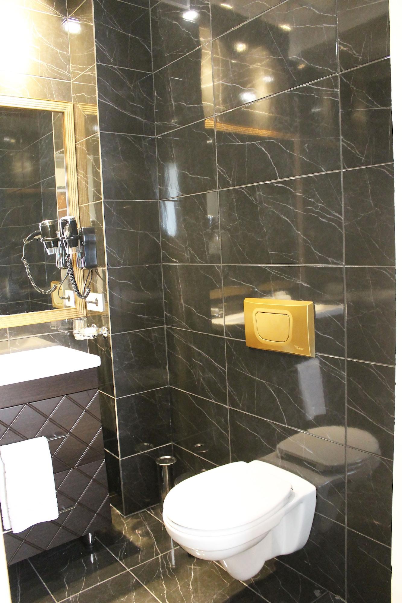 Ambassador Hotel Almaty Luaran gambar