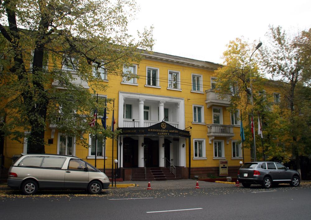 Ambassador Hotel Almaty Luaran gambar