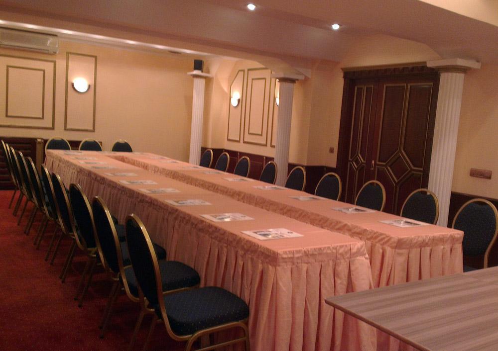 Ambassador Hotel Almaty Luaran gambar