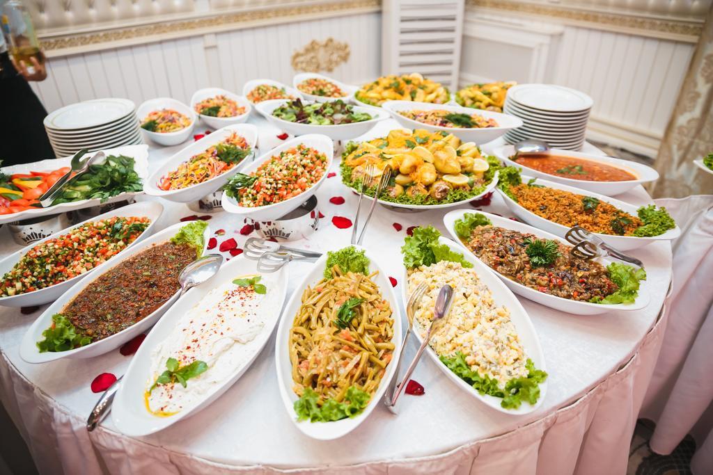 Ambassador Hotel Almaty Luaran gambar