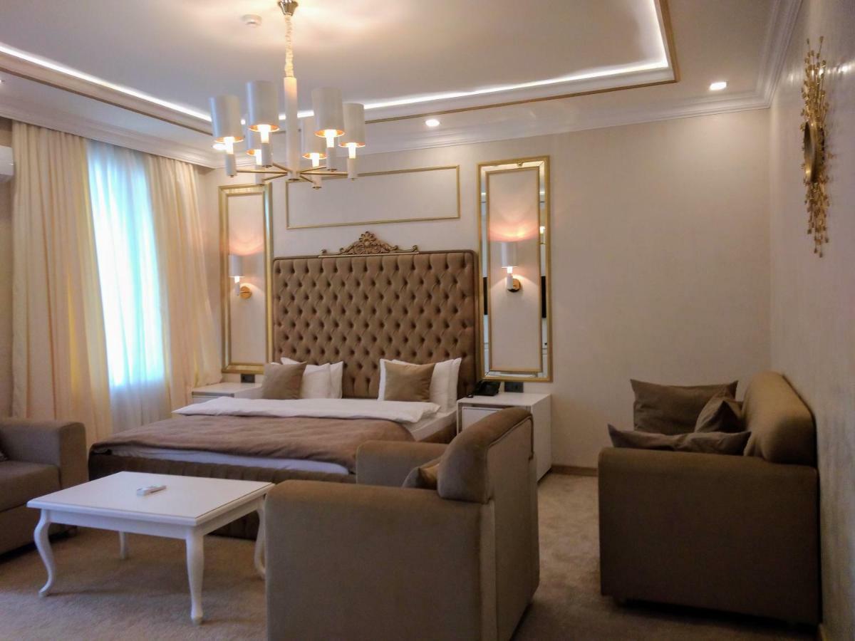 Ambassador Hotel Almaty Luaran gambar